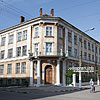  Administrative building
