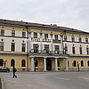alt=